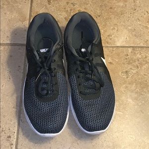 Men’s Nike sneakers